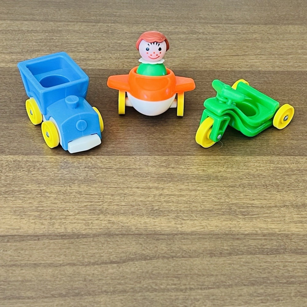 Vintage Fisher Price Little People Lot‎ Nursery Set Of 3 Ride On Toys Green Girl - Picture 2 of 10